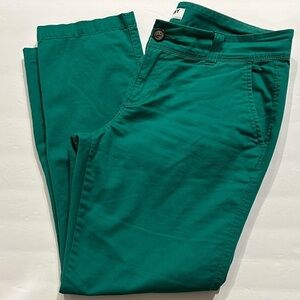 Old Navy Kelly Green Cotton cropped chino casual Pants size 6